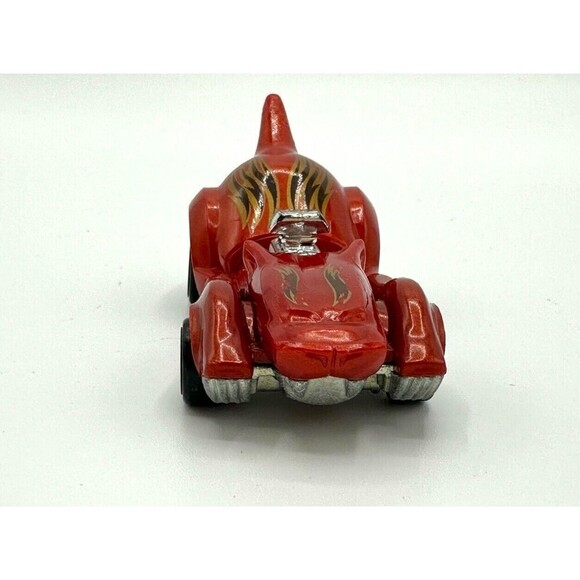 2016 HOT WHEELS PURRFECT SPEED RED 1:64 DIECAST 3 1/4" CAT CAR W/ GOLD FLAMES - Picture 4 of 6